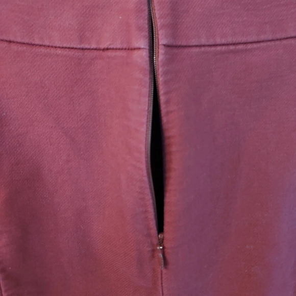 J. Crew The Pencil Skirt Berry Skirt in Size 6 - Picture 6 of 9